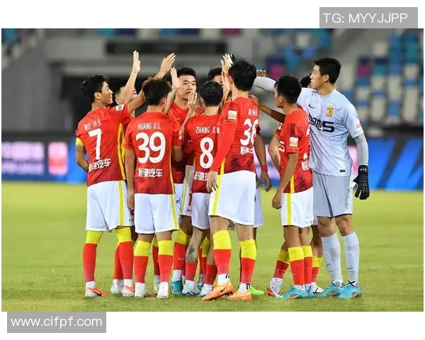 广州足球队近期状态分析与表现评估：数据透视球队竞争力与未来走势